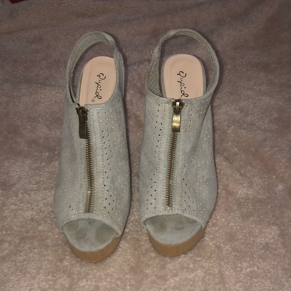 Wedges - Picture 3 of 4